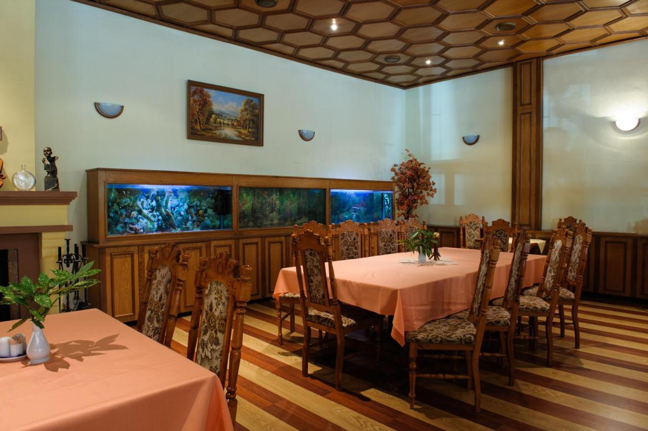 Velke Bosany Hotel David المظهر الخارجي الصورة