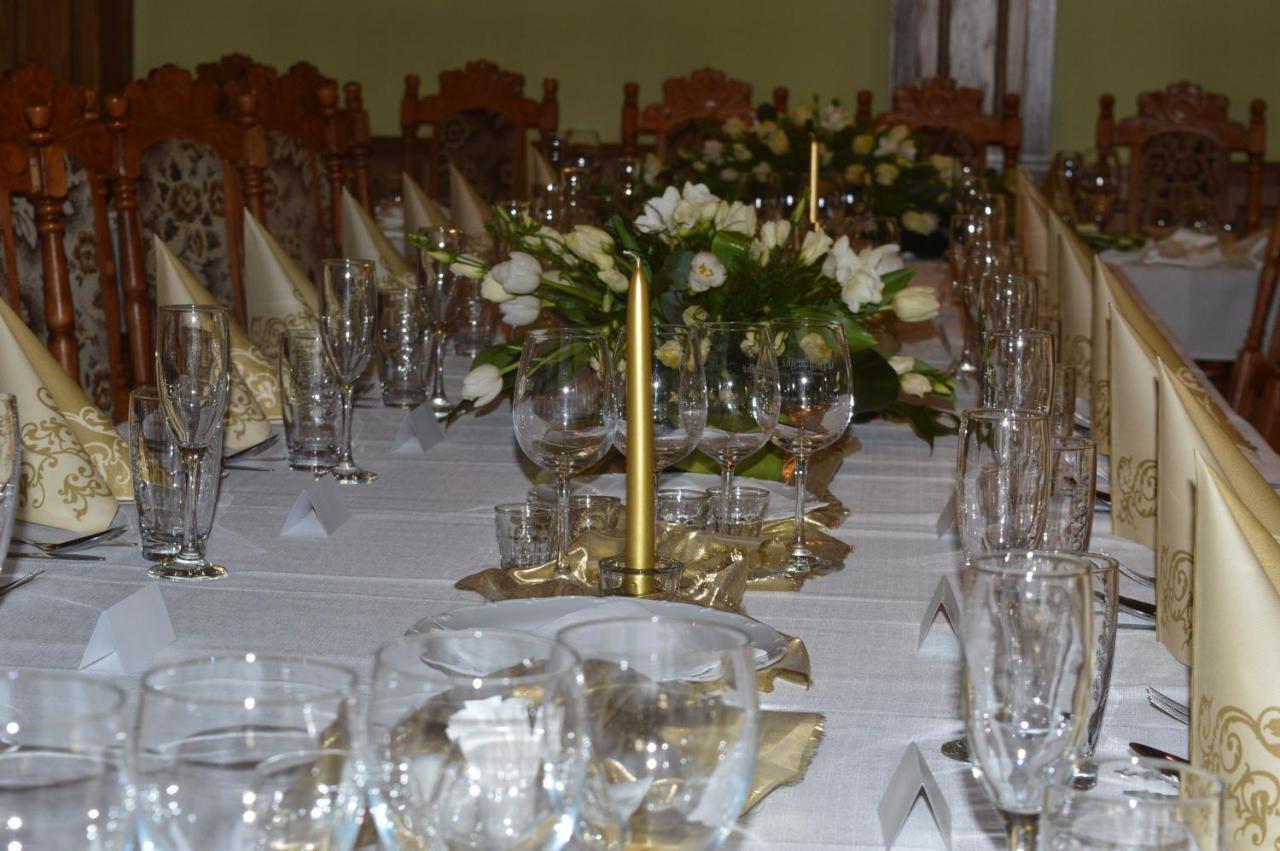 Velke Bosany Hotel David المظهر الخارجي الصورة