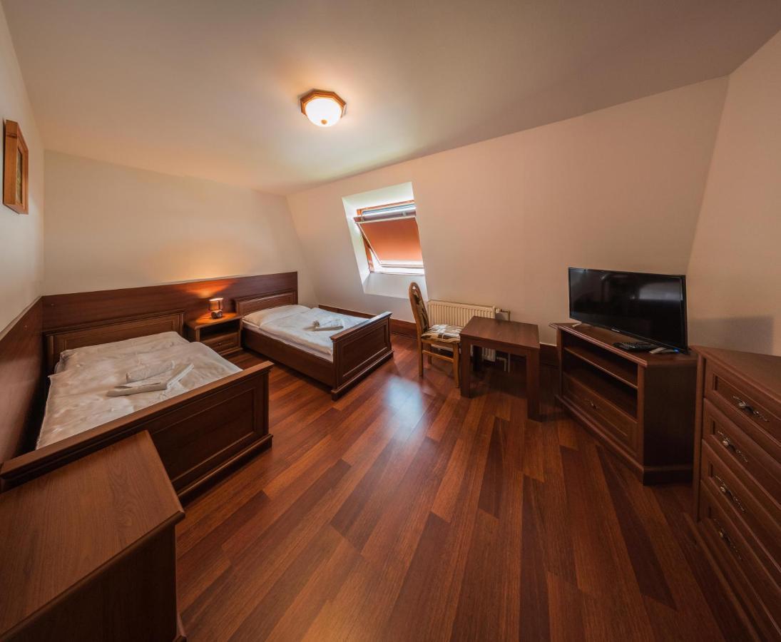 Velke Bosany Hotel David المظهر الخارجي الصورة