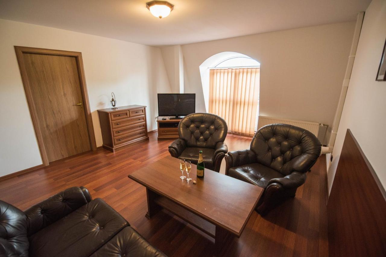 Velke Bosany Hotel David المظهر الخارجي الصورة